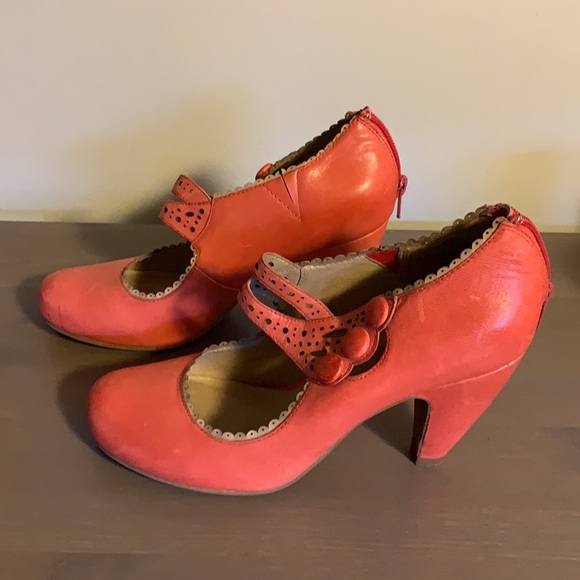 Miz Mooz Coral Leather Mary Janes - Women’s Size 7 - Picture 4 of 9